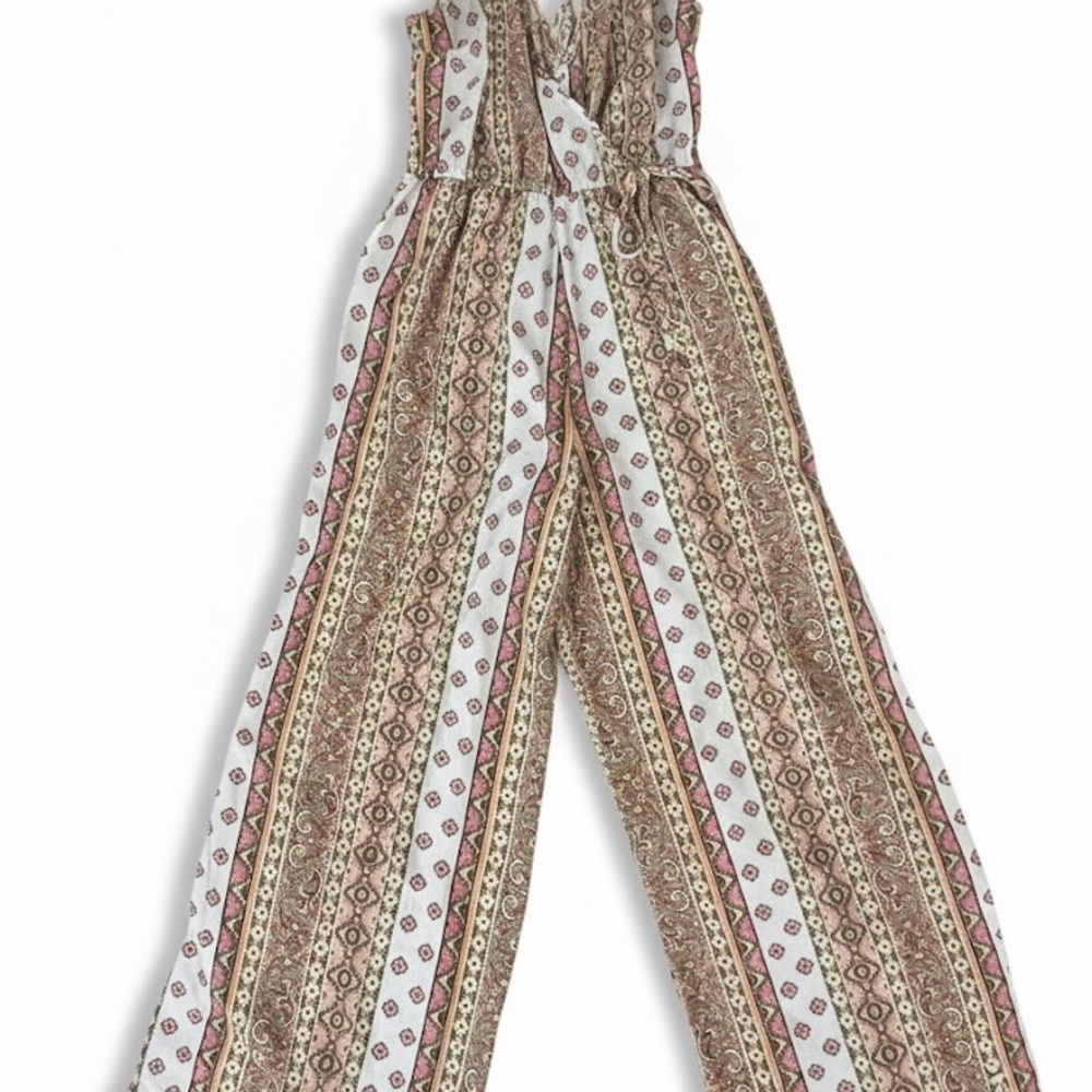 Chic Patterned Jumpsuit in Cream and Brown